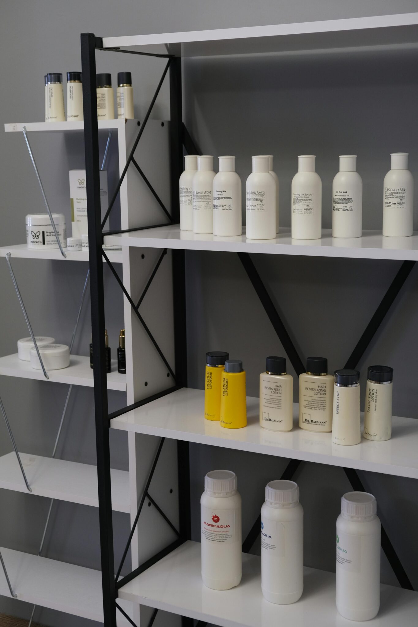Shopfitting display shelves with beauty products